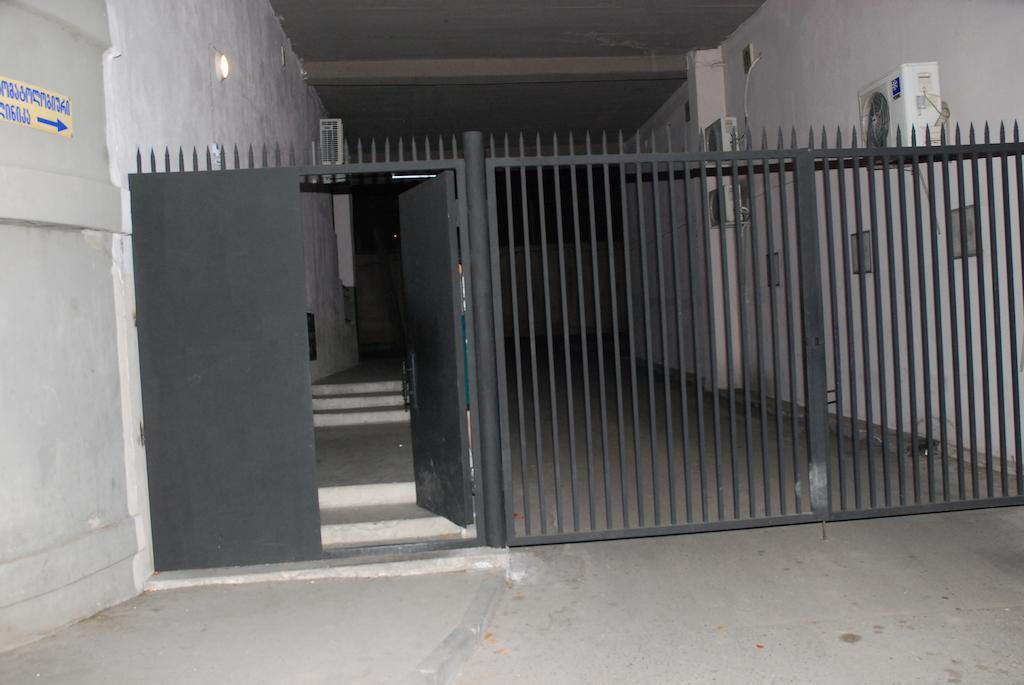 Center 4 You Tbilisi Exterior photo